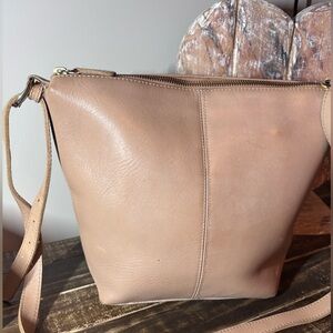 Vintage Hunt Club Beige Leather Shoulderbag Retro Traditional Chic Purse Handbag